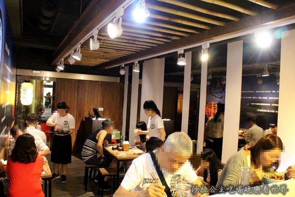 肥猫漁夫 海鮮丼專賣店：台北海鮮丼/一碗飯吃到18種魚『肥猫漁夫海鮮丼專賣店』捷運中山國小站