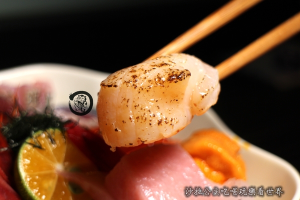 肥猫漁夫 海鮮丼專賣店：台北海鮮丼/一碗飯吃到18種魚『肥猫漁夫海鮮丼專賣店』捷運中山國小站