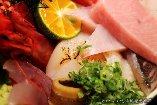 肥猫漁夫 海鮮丼專賣店：台北海鮮丼/一碗飯吃到18種魚『肥猫漁夫海鮮丼專賣店』捷運中山國小站