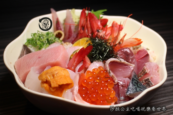 肥猫漁夫 海鮮丼專賣店：台北海鮮丼/一碗飯吃到18種魚『肥猫漁夫海鮮丼專賣店』捷運中山國小站