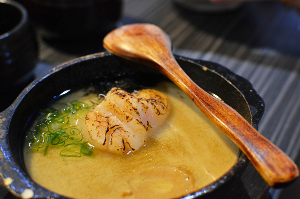 肥猫漁夫 海鮮丼專賣店:『台北||中山國小』帶給你一整碗的甘甜鮮美-肥貓漁夫 海鮮丼專賣店