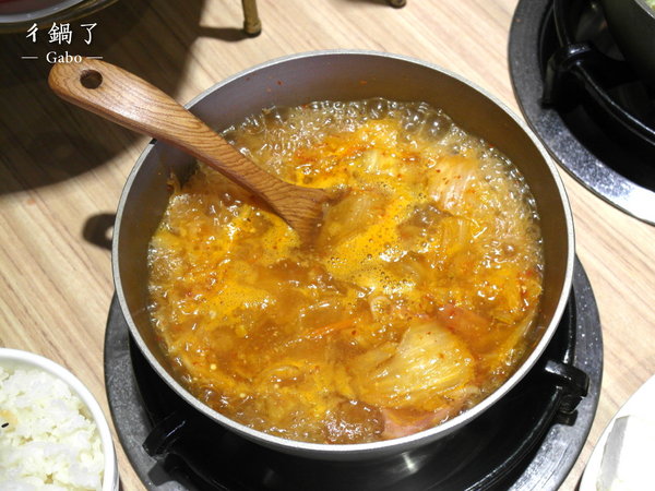 ㄔ鍋了:【台南||永康】ㄔ鍋了──你吃過部隊鍋口味的火鍋嗎?天冷了,吃鍋吧!