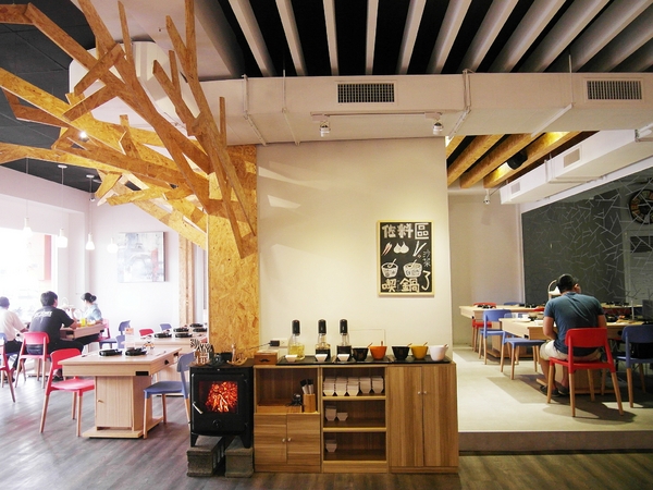 ㄔ鍋了:【台南||永康】ㄔ鍋了──你吃過部隊鍋口味的火鍋嗎?天冷了,吃鍋吧!