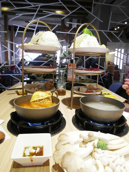 ㄔ鍋了:【台南||永康】ㄔ鍋了──你吃過部隊鍋口味的火鍋嗎?天冷了,吃鍋吧!