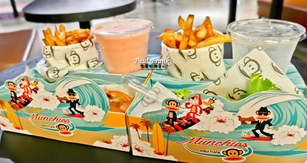 Paul Frank 大嘴猴：台南 中西區． 可愛大嘴猴來了 就住在小西門  Paul Frank Hot Dog