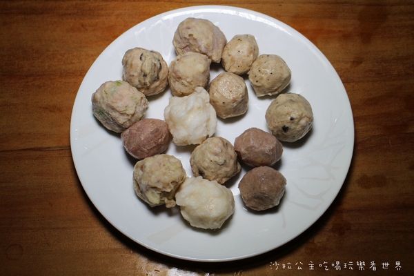 八條麻辣鍋:台北中山火鍋『八條麻辣鍋』宵夜/林森北/八條通/台灣黃牛胸肉