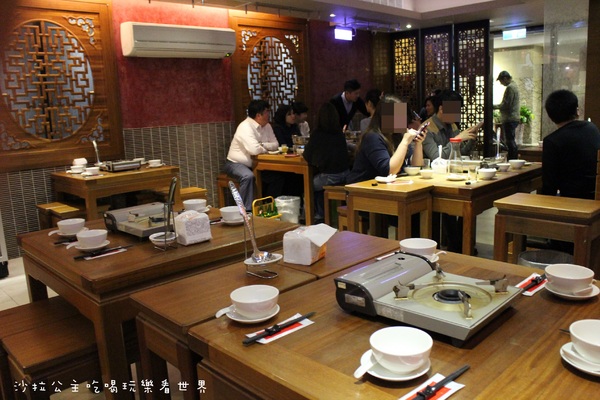 八條麻辣鍋:台北中山火鍋『八條麻辣鍋』宵夜/林森北/八條通/台灣黃牛胸肉