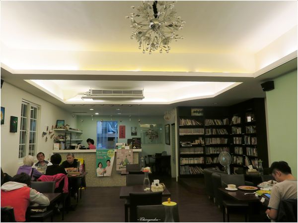 咖啡因Cafe ing:新北 咖啡因咖啡館 Café ing~超牽絲。粉紅明太子鮮蝦燉飯