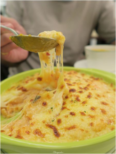 咖啡因Cafe ing:新北 咖啡因咖啡館 Café ing~超牽絲。粉紅明太子鮮蝦燉飯