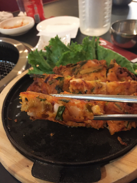 江原慶白菜(韓國烤肉)：泡菜海鮮煎餅打趴八色烤肉-[忠孝復興站]江原慶白菜韓國烤肉