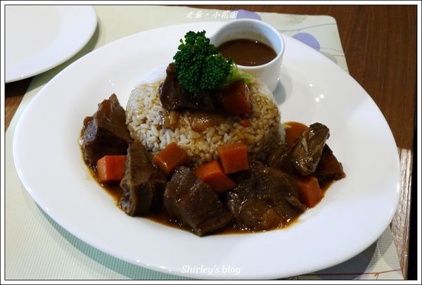 Royal petite garden老爺小花園:捷運松江南京站‧Royal petite garden 老爺。小花園