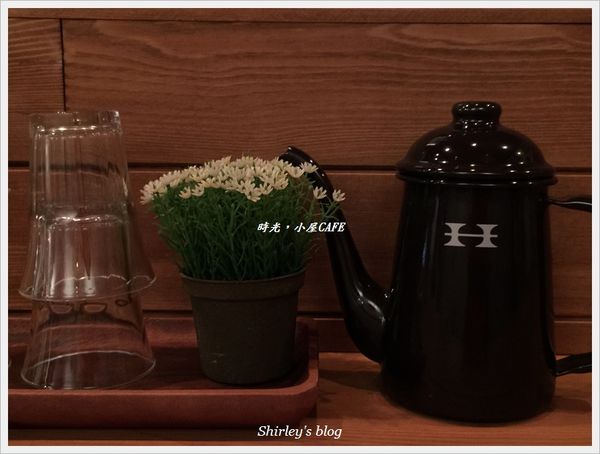 時光,小屋 CAFE:捷運中山站‧時光。小屋CAFE