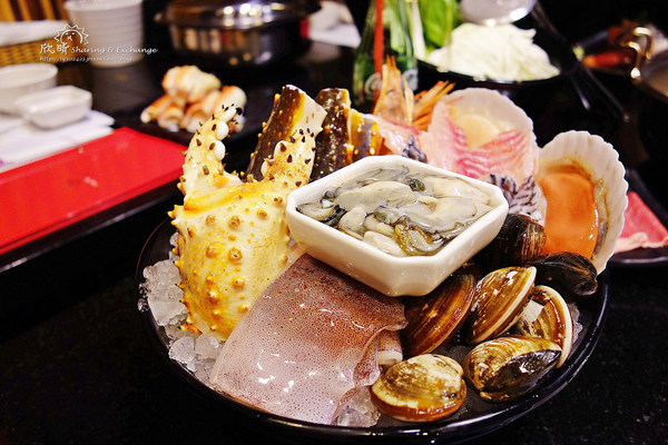 八田帝王蟹鍋物吃到飽:【台北美食】八田帝王蟹鍋物吃到飽+新鮮海鮮吃到飽+牛小排、沙朗、松阪豬、永春捷運站