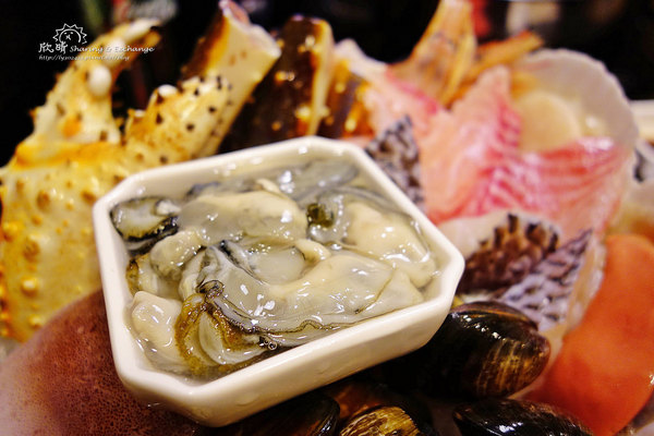 八田帝王蟹鍋物吃到飽:【台北美食】八田帝王蟹鍋物吃到飽+新鮮海鮮吃到飽+牛小排、沙朗、松阪豬、永春捷運站