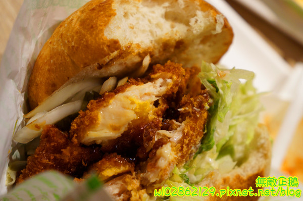 樂檸漢堡(台南西門店)：【台南-中西區】嘉義x漢堡...一起挑戰大俠吧~來樂檸，記得穿短褲!《樂檸漢堡》