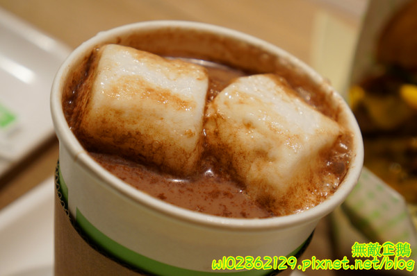 樂檸漢堡(台南西門店)：【台南-中西區】嘉義x漢堡...一起挑戰大俠吧~來樂檸，記得穿短褲!《樂檸漢堡》