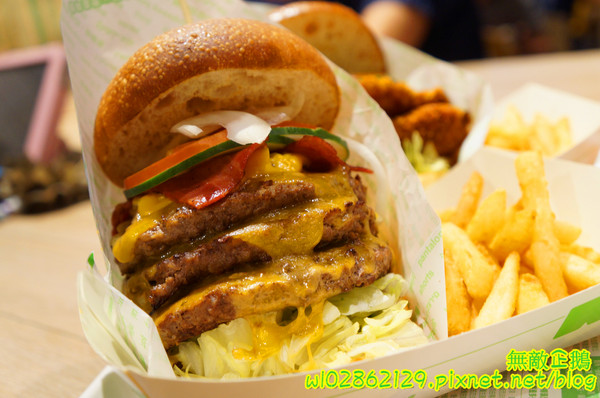 樂檸漢堡(台南西門店)：【台南-中西區】嘉義x漢堡...一起挑戰大俠吧~來樂檸，記得穿短褲!《樂檸漢堡》