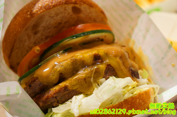 樂檸漢堡(台南西門店)：【台南-中西區】嘉義x漢堡...一起挑戰大俠吧~來樂檸，記得穿短褲!《樂檸漢堡》