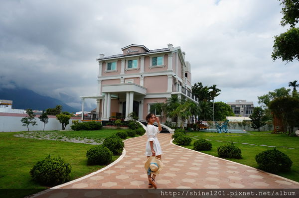 花蓮民宿推薦 - 格瀾伍德休閒泳池民宿 / 親子民宿