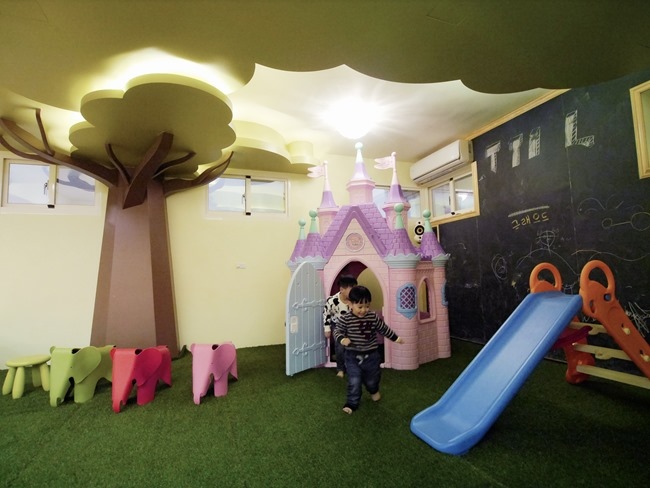 │宿。花蓮吉安│法式古典「格瀾伍德休閒民宿」私人泳池、遊戲室。沒有億萬身價也能住得起毫宅哦!