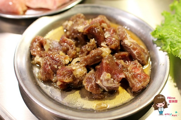 新麻蒲海鷗臺灣1號店：【食記】台北東區 新麻蒲海鷗臺灣1號店마포갈매기 韓式烤肉 松阪豬 海鷗肉 雪花沙朗牛 爐邊蛋