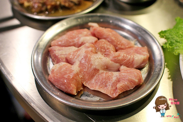 新麻蒲海鷗臺灣1號店：【食記】台北東區 新麻蒲海鷗臺灣1號店마포갈매기 韓式烤肉 松阪豬 海鷗肉 雪花沙朗牛 爐邊蛋