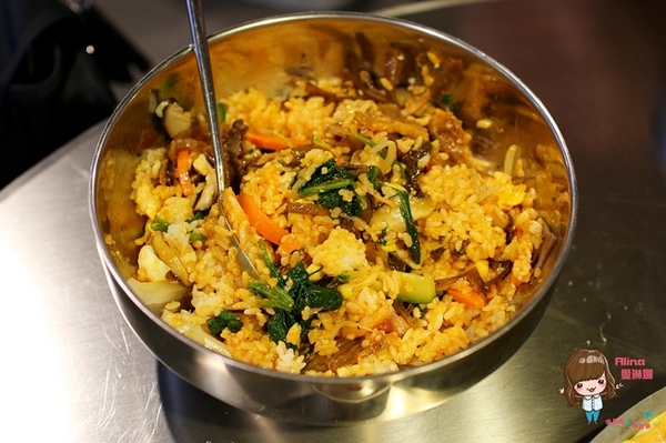 新麻蒲海鷗臺灣1號店：【食記】台北東區 新麻蒲海鷗臺灣1號店마포갈매기 韓式烤肉 松阪豬 海鷗肉 雪花沙朗牛 爐邊蛋