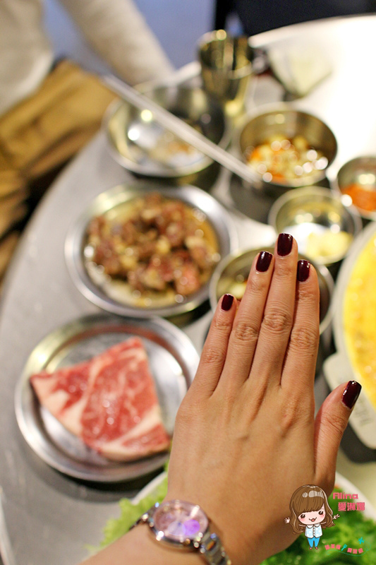 新麻蒲海鷗臺灣1號店：【食記】台北東區 新麻蒲海鷗臺灣1號店마포갈매기 韓式烤肉 松阪豬 海鷗肉 雪花沙朗牛 爐邊蛋