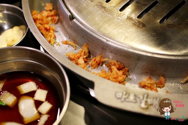 新麻蒲海鷗臺灣1號店：【食記】台北東區 新麻蒲海鷗臺灣1號店마포갈매기 韓式烤肉 松阪豬 海鷗肉 雪花沙朗牛 爐邊蛋