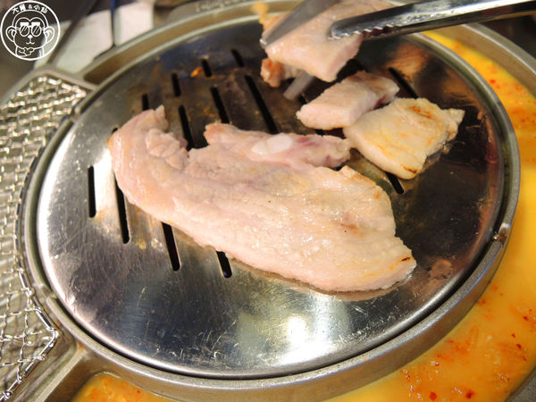 新麻蒲海鷗臺灣1號店：呷飽祙【台北大安･新麻蒲海鷗臺灣1號店마포갈매기】道地韓國風味烤肉