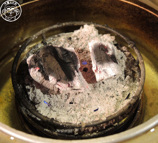 新麻蒲海鷗臺灣1號店：呷飽祙【台北大安･新麻蒲海鷗臺灣1號店마포갈매기】道地韓國風味烤肉