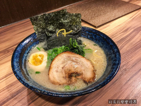 麵處小林(高雄店)：【食記】｛高雄。左營區｝販賣機式拉麵小館！麵處小林-日式拉麵