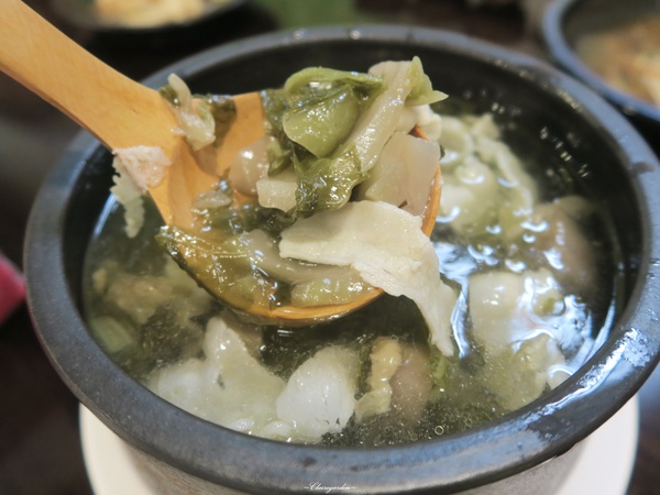 南庄戲院人文客家餐廳:苗栗 南庄戲院人文客家餐廳~50年老金龍之客家菜飄香