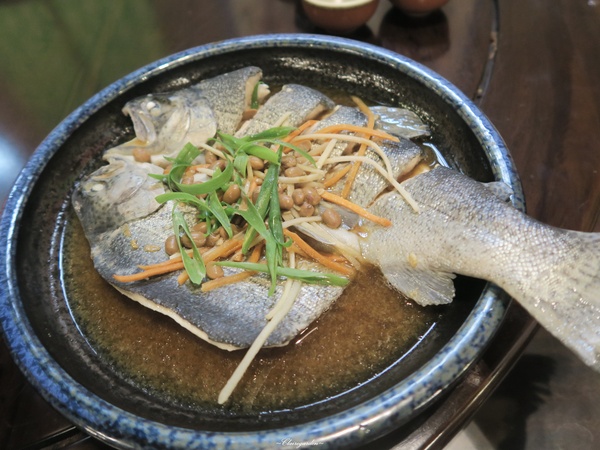 南庄戲院人文客家餐廳:苗栗 南庄戲院人文客家餐廳~50年老金龍之客家菜飄香