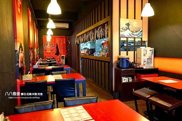 八八食堂：【板橋日本料理推薦】菜色豐富, 高貴不貴!! ✿✿ 八八食堂 壽司, 拉麵, 丼飯, 定食 ✿✿（完整菜單）