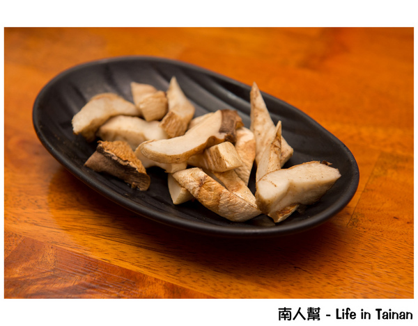 番 大眾酒場：【台南新市區-美食】串燒.炸物.關東煮~~番居酒屋(番大眾酒場)