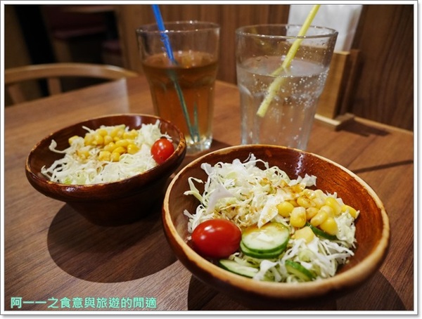 Izumi Curry 京站旗艦店(Izumi Curry 京站旗艦店)：台北京站  Izumi Curry 天使歐姆蛋～不用飛日本來吃大阪濃郁咖哩