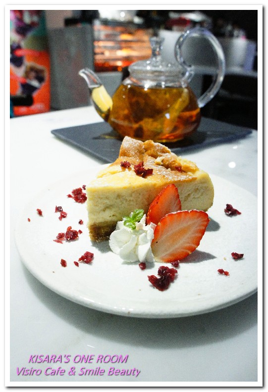 Visiro Café & Smile Beauty 複合式口腔美容咖啡概念店:忠孝敦化咖啡廳.結合香港雞蛋仔與口腔保健的趣味複合店──Visiro Café & Smile Beauty