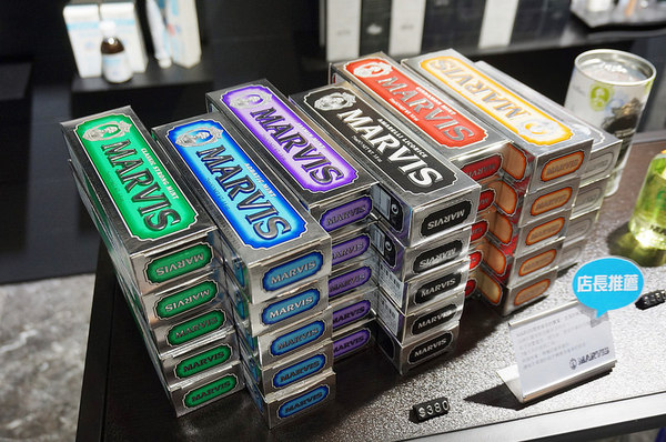 Visiro Café & Smile Beauty 複合式口腔美容咖啡概念店：[忠孝敦化] 咖啡廳 Visiro Café & Smile Beauty - 香港雞蛋仔鬆餅.手作甜點.咖啡.焗烤.帕尼尼