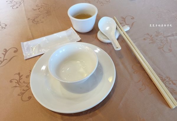 濃園滿漢餐廳：[台南東區]濃園滿漢餐廳|喜宴、家族聚餐、尾牙台菜餐廳|過年圓桌圍爐的餐廳好選擇|介紹主廚新菜囉!