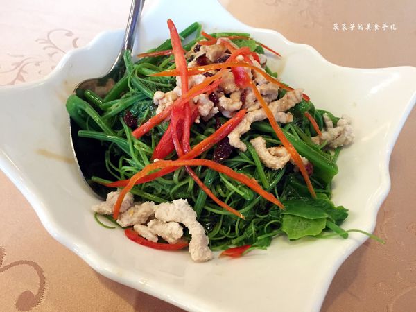 濃園滿漢餐廳：[台南東區]濃園滿漢餐廳|喜宴、家族聚餐、尾牙台菜餐廳|過年圓桌圍爐的餐廳好選擇|介紹主廚新菜囉!