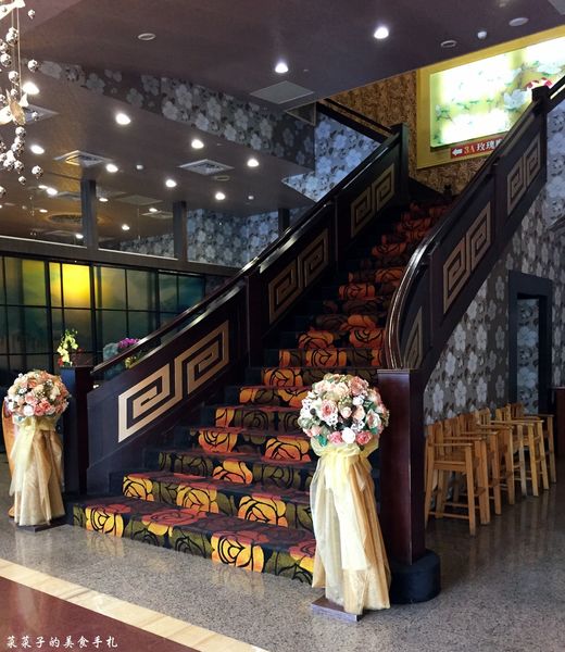 濃園滿漢餐廳：[台南東區]濃園滿漢餐廳|喜宴、家族聚餐、尾牙台菜餐廳|過年圓桌圍爐的餐廳好選擇|介紹主廚新菜囉!