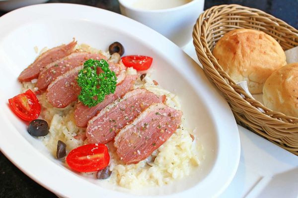 【新店餐廳】閨蜜創義廚房-獨創的青醬麵疙瘩義大利麵