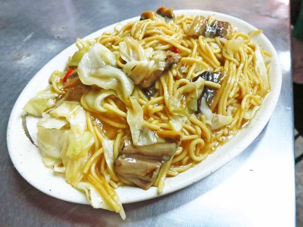 【三重熱炒】生炒花枝-隱藏菜市場裡的人氣熱炒店