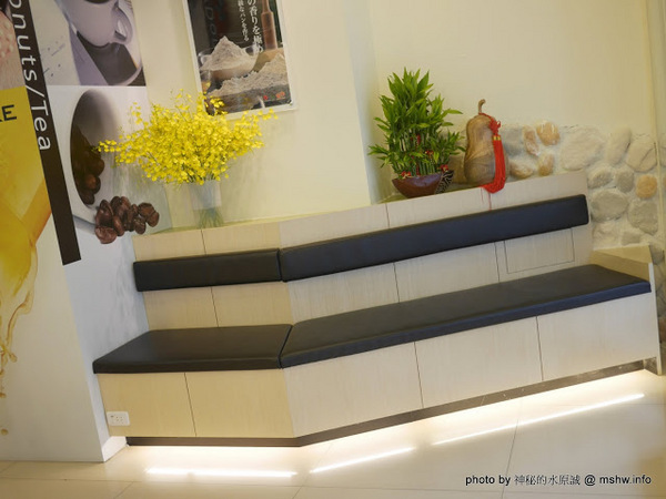 香檸貝克SIANG NING BEIKE(北屯同心店):【食記】台中Siang Ning Beike Lemon Donuts 香檸貝克甜甜圈專賣-北屯同心店@北屯東山路 : 環境寬敞舒適, 甜點口感依舊, 還有新產品等著你喔!!