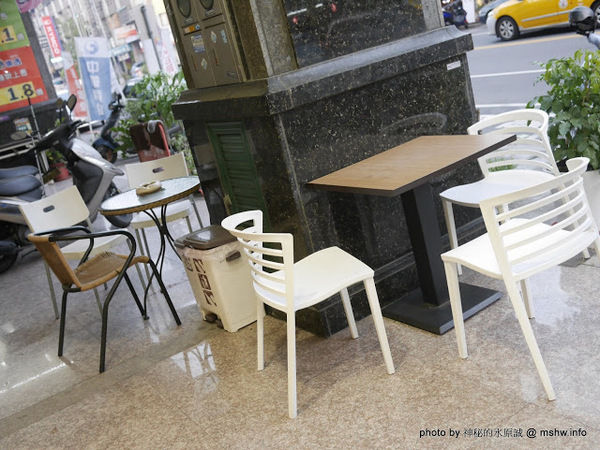 香檸貝克SIANG NING BEIKE(北屯同心店):【食記】台中Siang Ning Beike Lemon Donuts 香檸貝克甜甜圈專賣-北屯同心店@北屯東山路 : 環境寬敞舒適, 甜點口感依舊, 還有新產品等著你喔!!