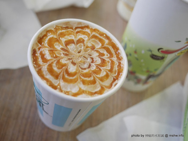 香檸貝克SIANG NING BEIKE(北屯同心店):【食記】台中Siang Ning Beike Lemon Donuts 香檸貝克甜甜圈專賣-北屯同心店@北屯東山路 : 環境寬敞舒適, 甜點口感依舊, 還有新產品等著你喔!!