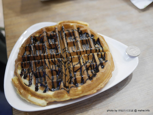 香檸貝克SIANG NING BEIKE(北屯同心店):【食記】台中Siang Ning Beike Lemon Donuts 香檸貝克甜甜圈專賣-北屯同心店@北屯東山路 : 環境寬敞舒適, 甜點口感依舊, 還有新產品等著你喔!!