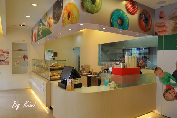 台中香檸貝克甜甜圈專賣店4840