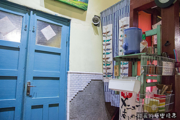 樓梯腳：【食記】｛高雄。鼓山區｝隱身在巷弄的特色老宅餐廳樓梯腳